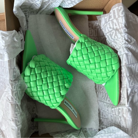 Steve Madden | Fateful Pointed Toe Sandal Light Green | Size 7 | NWT - Picture 7 of 7